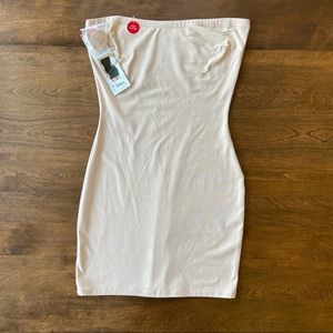 Spanx Assets Wear 5 Ways Strapless Full Slip 1X Nude NWT